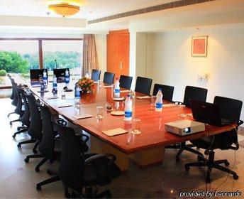 Hotel Sitara Grand Hyderabad Exterior photo